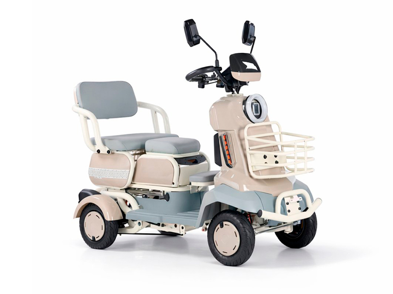 Электротрицикл Rutrike Квадро